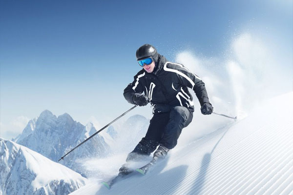 金龙山滑雪场景区介绍