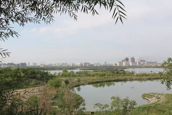 润泉湖公园