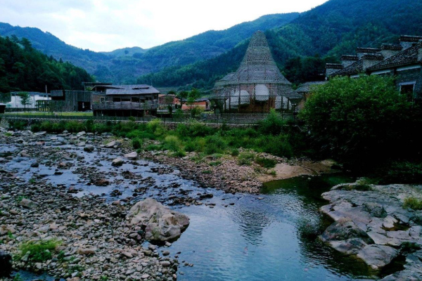 广州溪头村