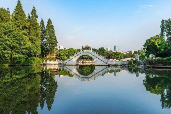 白鹭洲公园