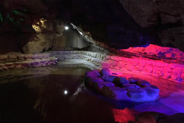 奇洞温泉