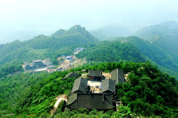 金顶山