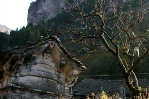 黄檀硐