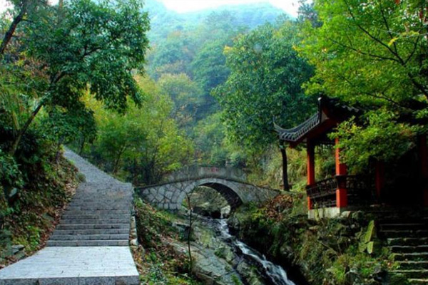 上虞凤鸣山