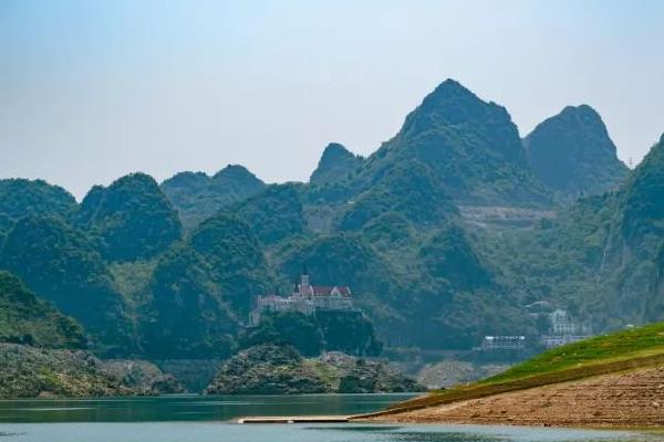 黔西南万峰湖